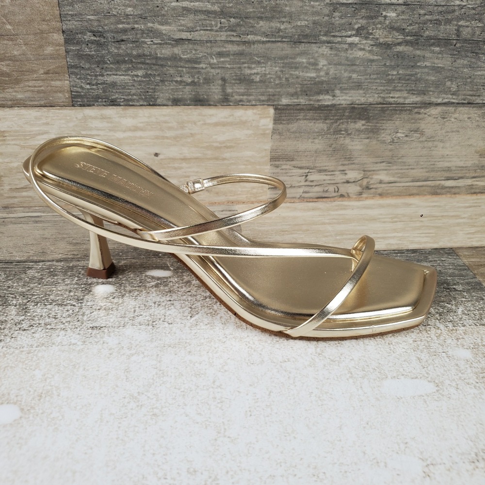 Steve Madden Locke Womens Thong Sandals Sz 9 M Champagne Leather Kitten Heel